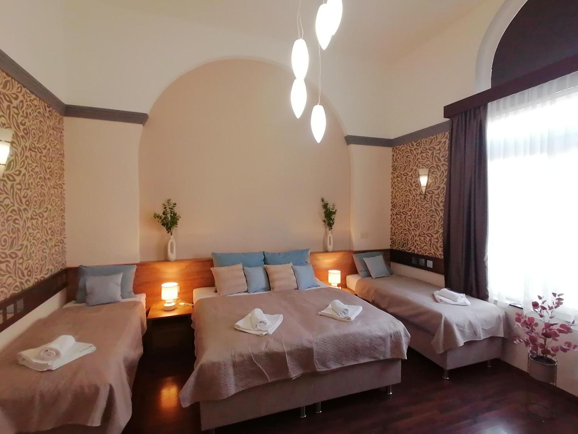 Mohacs Korona Apartman Εξωτερικό φωτογραφία